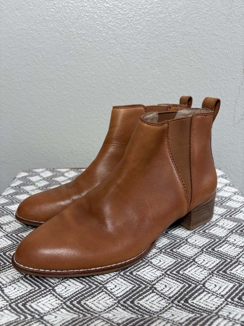 Madewell Women's Pull-On Ankle Boots Flat Chelsea Size 8 English Saddle Brown